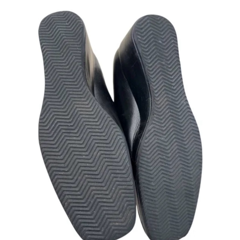 Chanel Women's Black Wedge Mary Jane Shoes - Picture 3 of 8